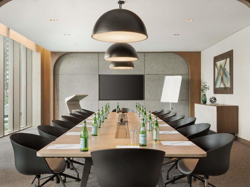 Mercure Dubai Gold District - Genel