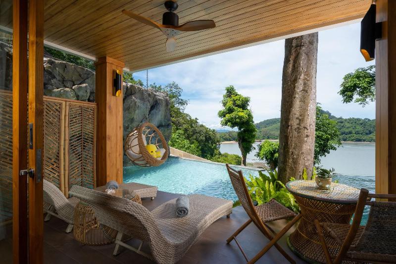 SINAE Phuket Luxury Hotel - Oda