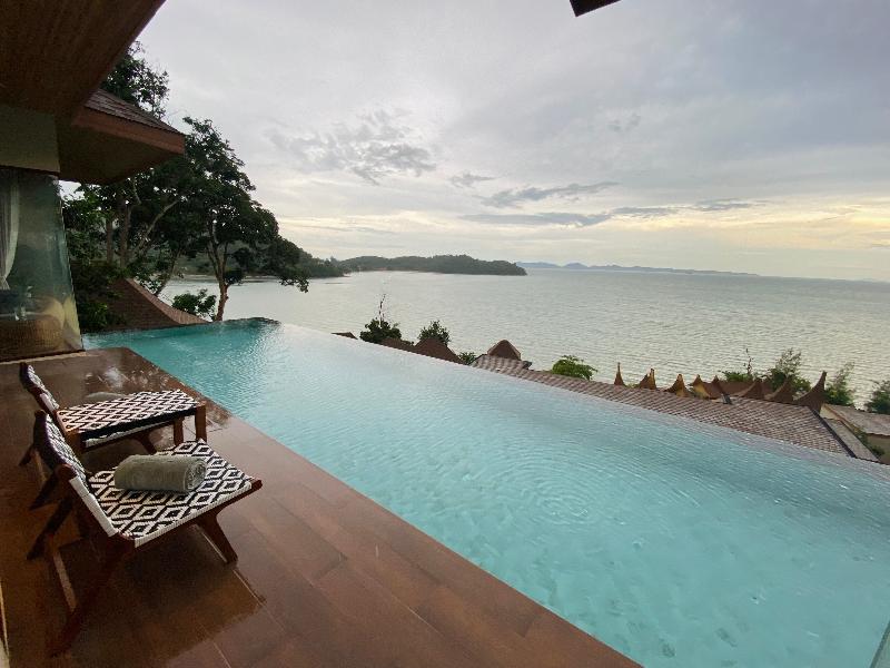 SINAE Phuket Luxury Hotel - Teras