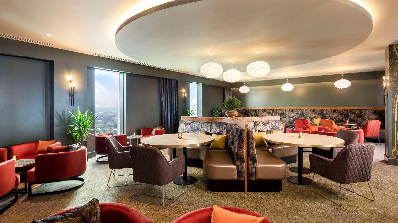 Hilton Woking - Bar