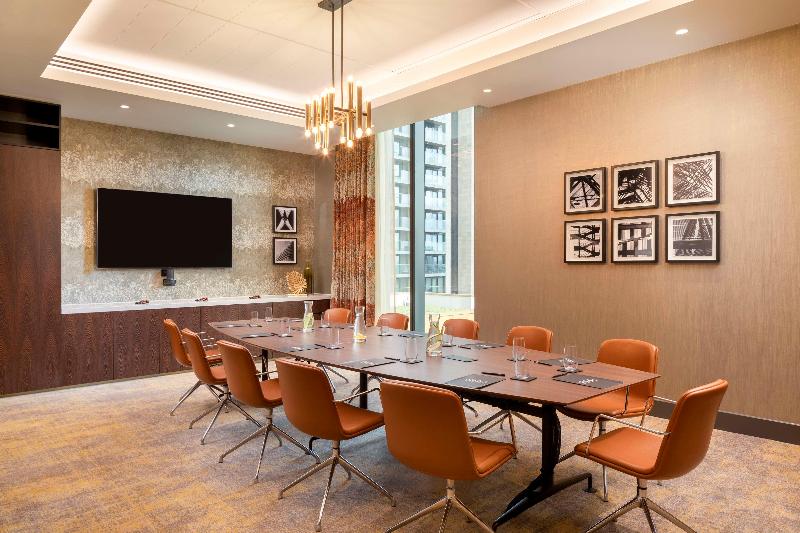 Hilton Woking - Toplantı