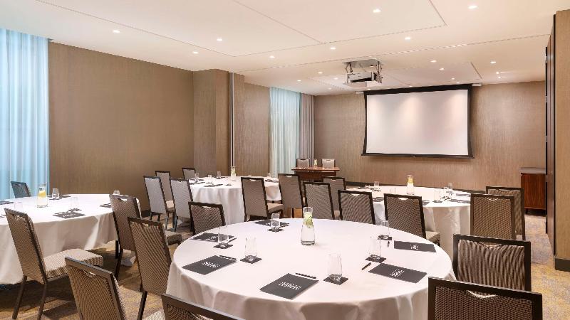 Hilton Woking - Oda