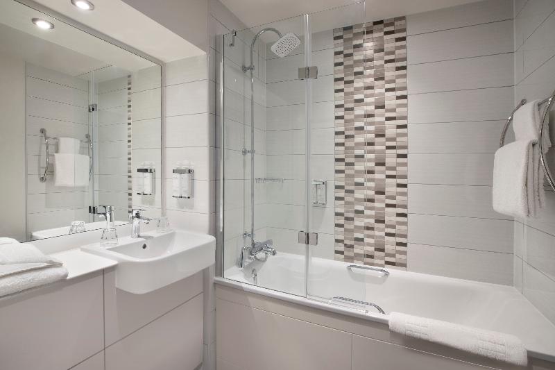 Leonardo Hotel Chester - Oda