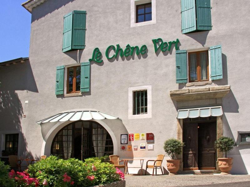 Logis Hotel Le Chene Vert - Genel