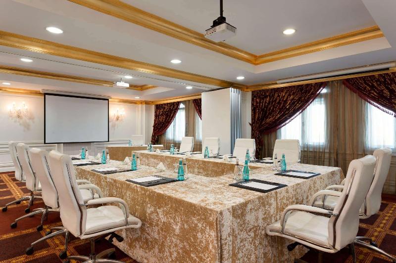 Grand Regency Doha, Trademark Collection Wyndham - Toplantı