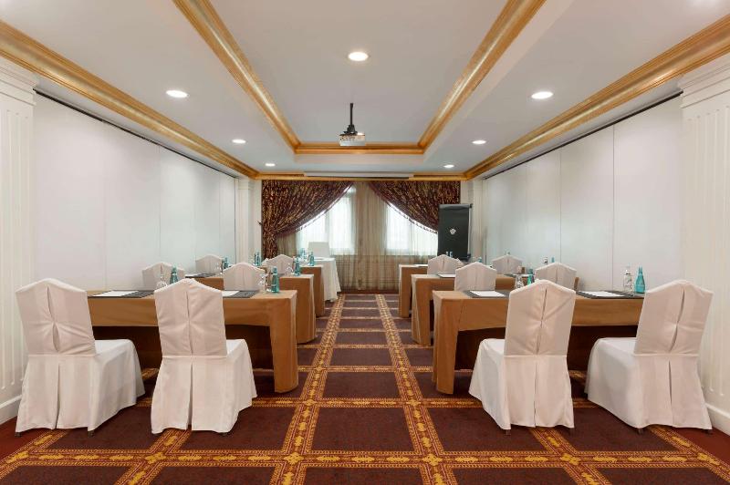 Grand Regency Doha, Trademark Collection Wyndham - Toplantı