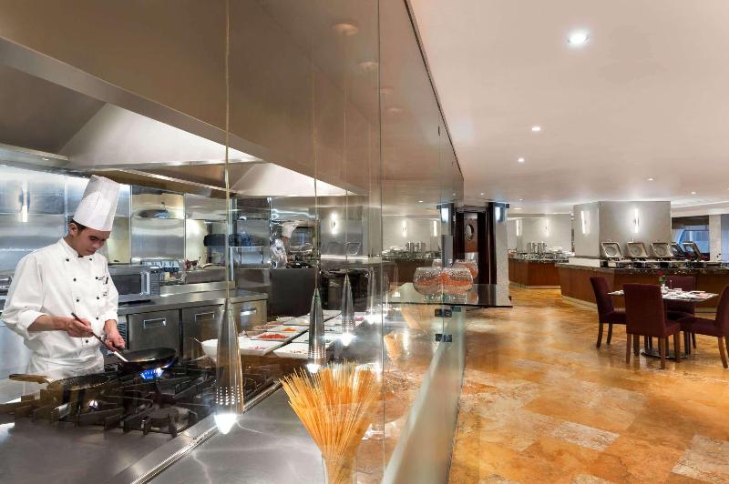 Grand Regency Doha, Trademark Collection Wyndham - Restoran