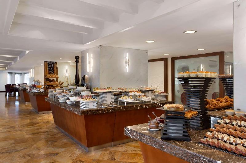 Grand Regency Doha, Trademark Collection Wyndham - Restoran
