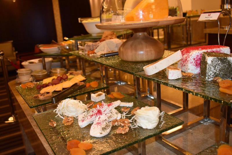 Grand Millennium Tabuk - Restoran
