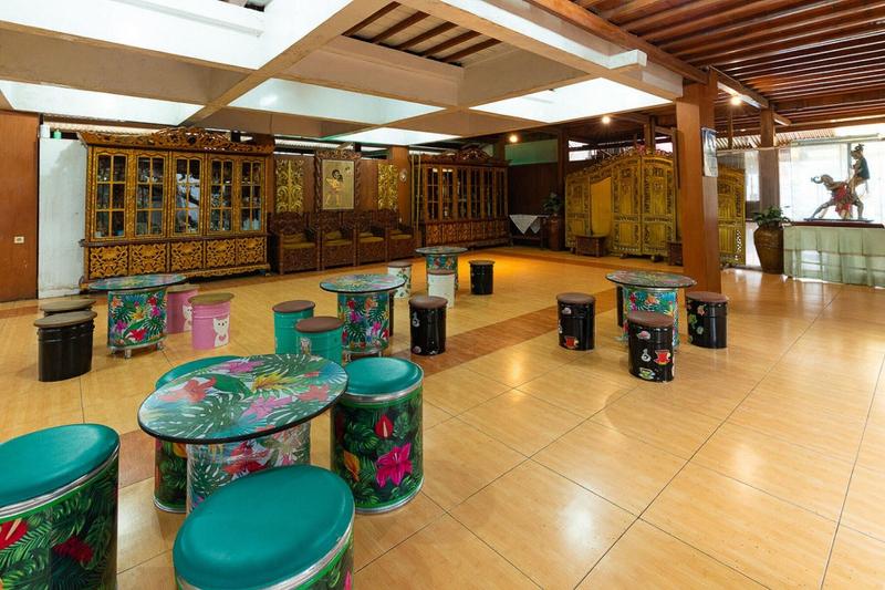Formerly RedDoorz Hostel @ Dago 2 - Lobi