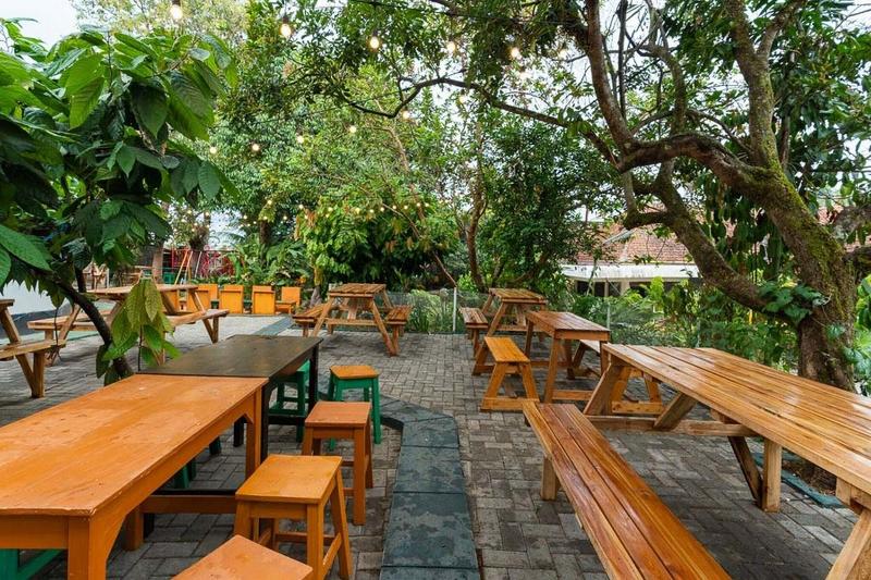 Formerly RedDoorz Hostel @ Dago 2 - Teras