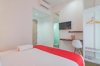 RedDoorz Premium @ Hotel Hebat fotoÄŸrafÄ±
