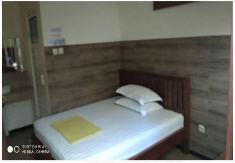 Hotel Permata Indah Permai by ZUZU - Oda
