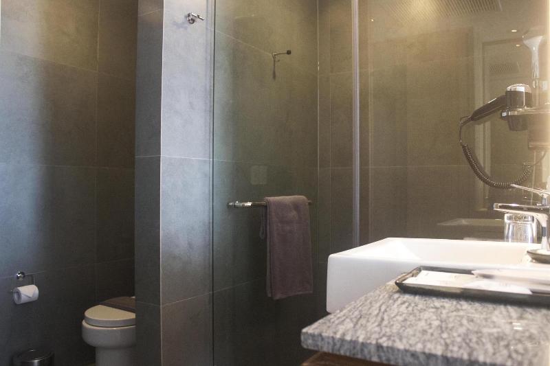 Kokoon Hotel Banyuwangi - Oda