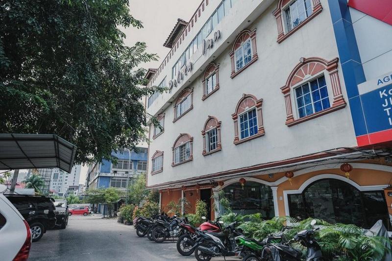 Formerly RedDoorz near Nagoya Hill Mall Batam 5 - Genel