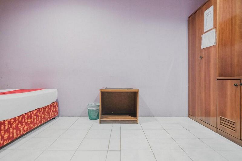 Formerly RedDoorz near Nagoya Hill Mall Batam 5 - Oda