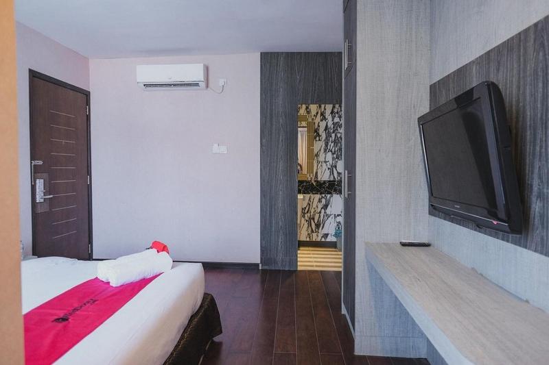 Formerly RedDoorz Plus near Pantai Coastarina 2 - Oda