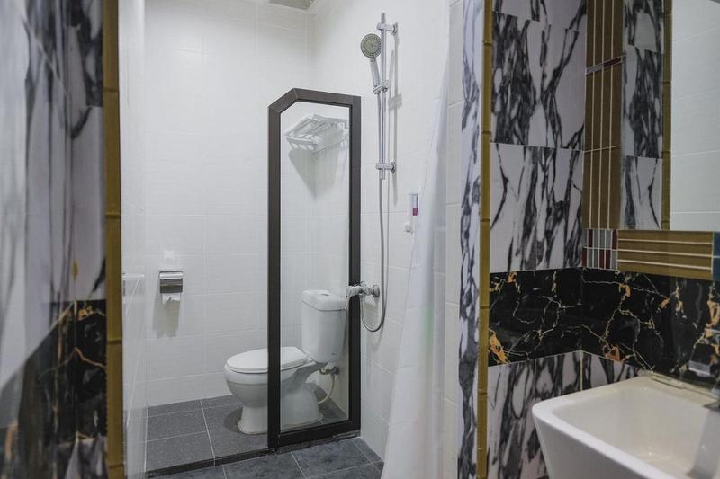 Formerly RedDoorz Plus near Pantai Coastarina 2 - Oda