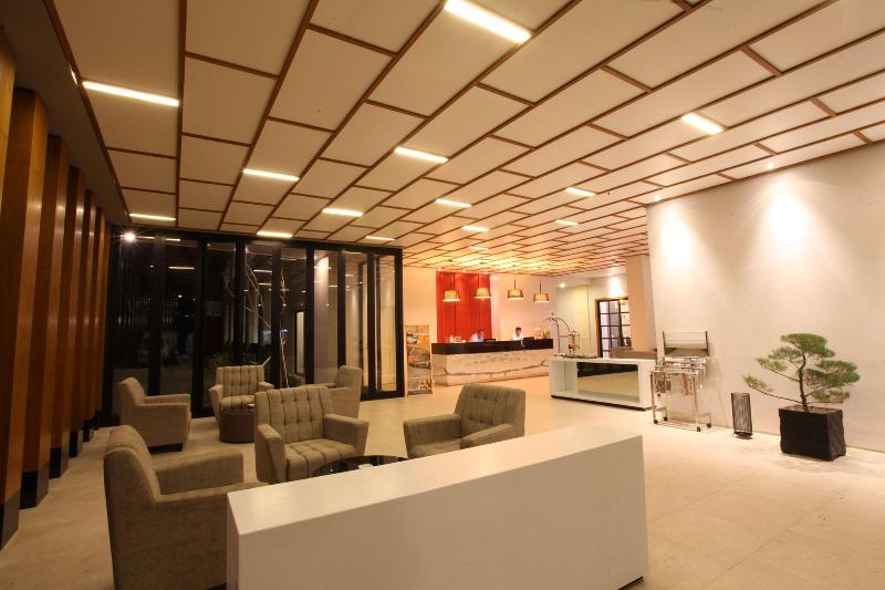 Helios Hotel Bone - Lobi
