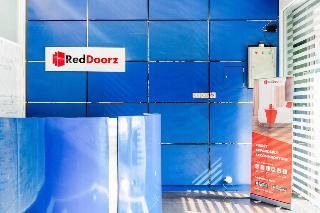 RedDoorz Plus near Taman Ismail Marzuki fotoÄŸrafÄ±