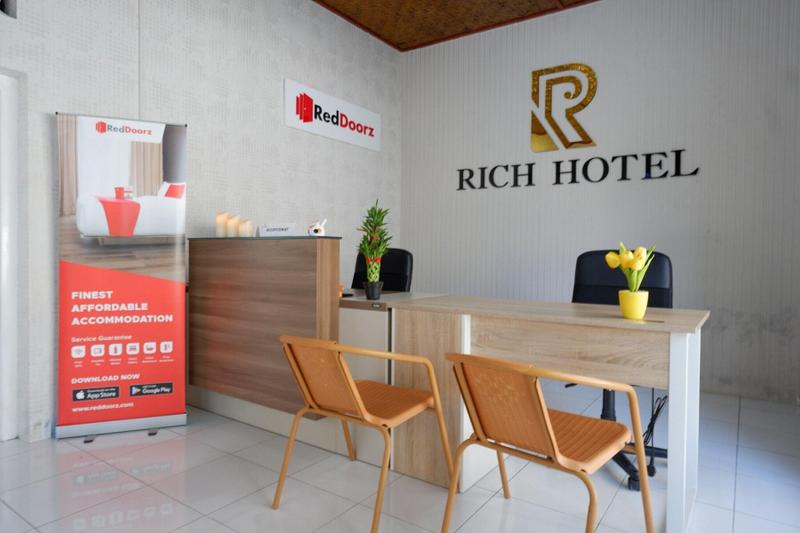 Formerly RedDoorz near Mataram University - Lobi