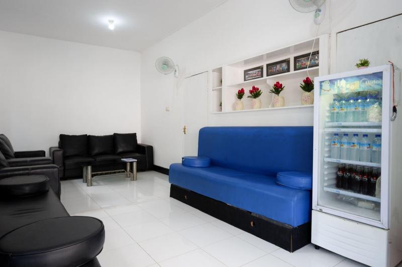 Formerly RedDoorz near Mataram University - Lobi