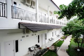 Formerly RedDoorz near Mataram University otel fotoğrafı