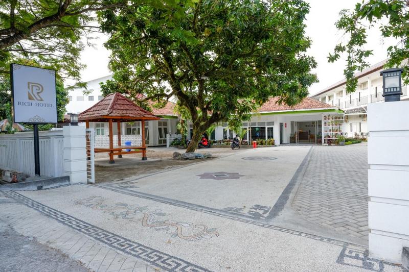 Formerly RedDoorz near Mataram University - Genel