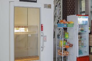 Formerly RedDoorz Syariah @ Klojen Malang fotoÄŸrafÄ±