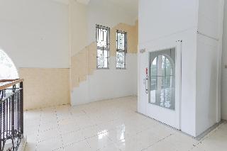 Formerly RedDoorz Syariah @ Klojen Malang fotoÄŸrafÄ±