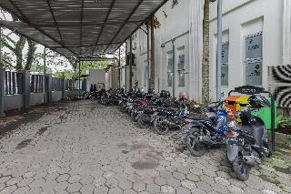 Formerly RedDoorz Syariah @ Klojen Malang fotoÄŸrafÄ±
