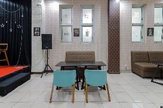 Formerly RedDoorz Syariah @ Klojen Malang fotoÄŸrafÄ±