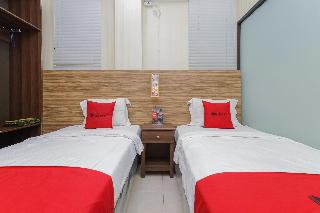 Formerly RedDoorz Syariah @ Klojen Malang fotoÄŸrafÄ±