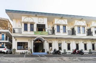 Formerly RedDoorz Plus @ Jalan Pumorow Manado fotoÄŸrafÄ±