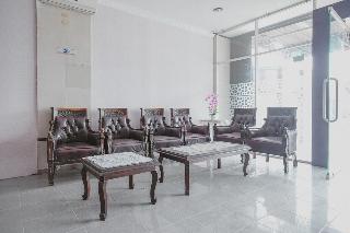 Formerly RedDoorz Plus near Istana Maimun Medan fotoÄŸrafÄ±