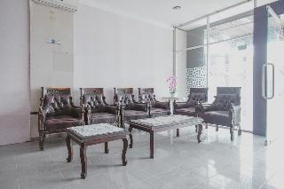 Formerly RedDoorz Plus near Istana Maimun Medan fotoÄŸrafÄ±