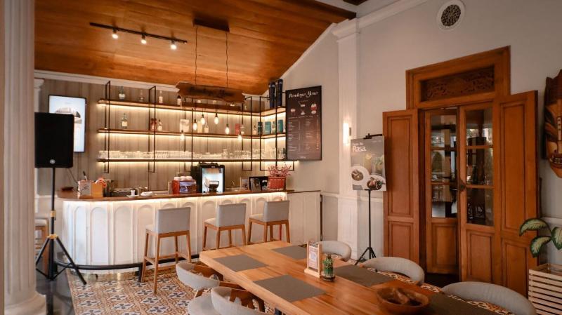 Solia Yosodipuro Hotel - Bar