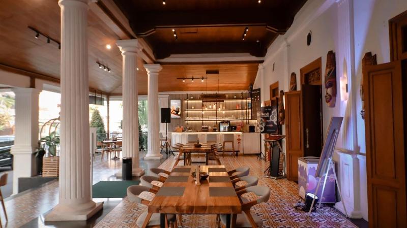 Solia Yosodipuro Hotel - Bar