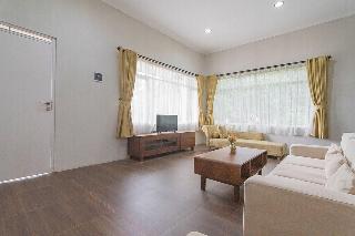 Formerly RedDoorz Resort Idelansia HomeStayCiater fotoÄŸrafÄ±