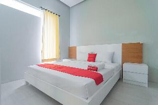 Formerly RedDoorz Resort Idelansia HomeStayCiater fotoÄŸrafÄ±