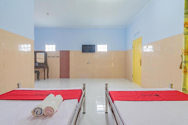 Formerly RedDoorz Tambak Mekar Street Subang - Oda