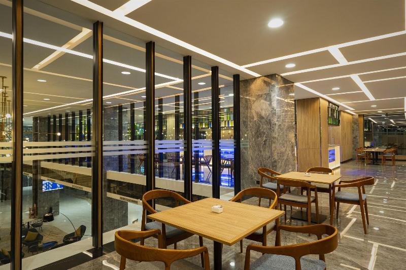 Anara Airport Hotel - Restoran
