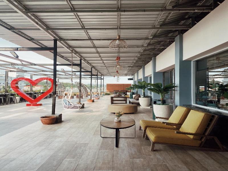 Hotel Paradise by CaLia Tarakan - Restoran