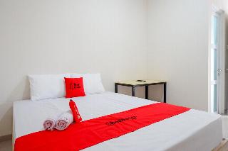 Formerly RedDoorz near Pacific Mall Tegal 2 otel fotoğrafı