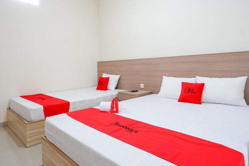 Formerly RedDoorz near Pacific Mall Tegal 2 - Oda