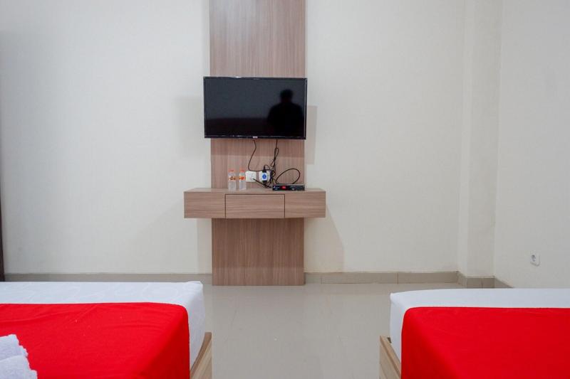Formerly RedDoorz near Pacific Mall Tegal 2 - Oda