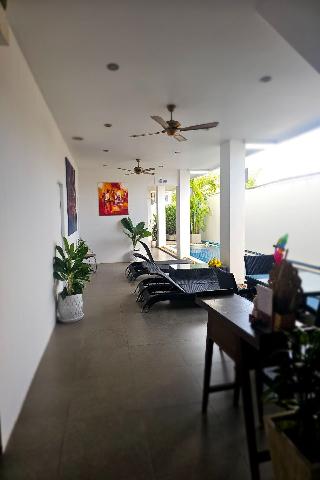One World One Home Naiharn Hotel by ZUZU fotoÄŸrafÄ±
