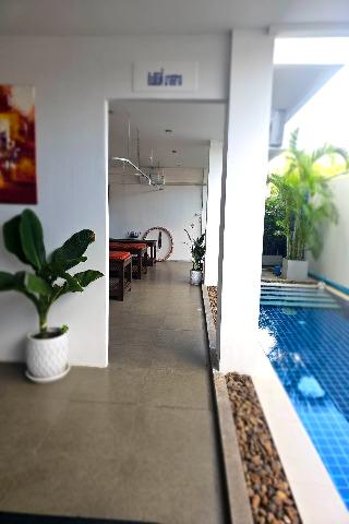 One World One Home Naiharn Hotel by ZUZU fotoÄŸrafÄ±