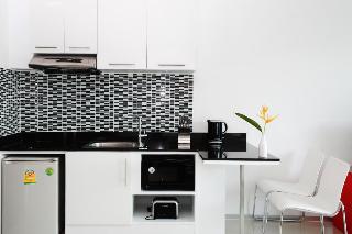 One World One Home Naiharn Hotel by ZUZU fotoÄŸrafÄ±