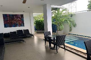 One World One Home Naiharn Hotel by ZUZU fotoÄŸrafÄ±